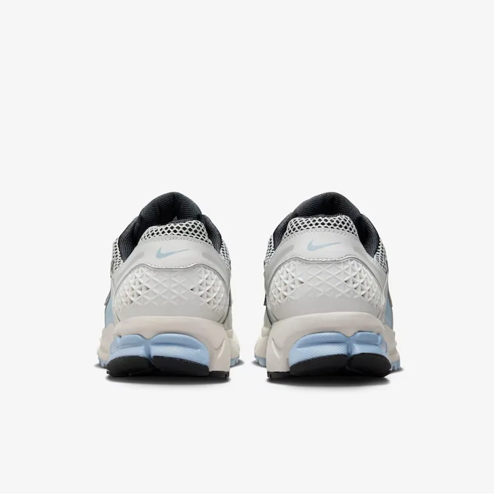 Nike Zoom Vomero 5  Platinum Tint Light Armory Blue foto 3