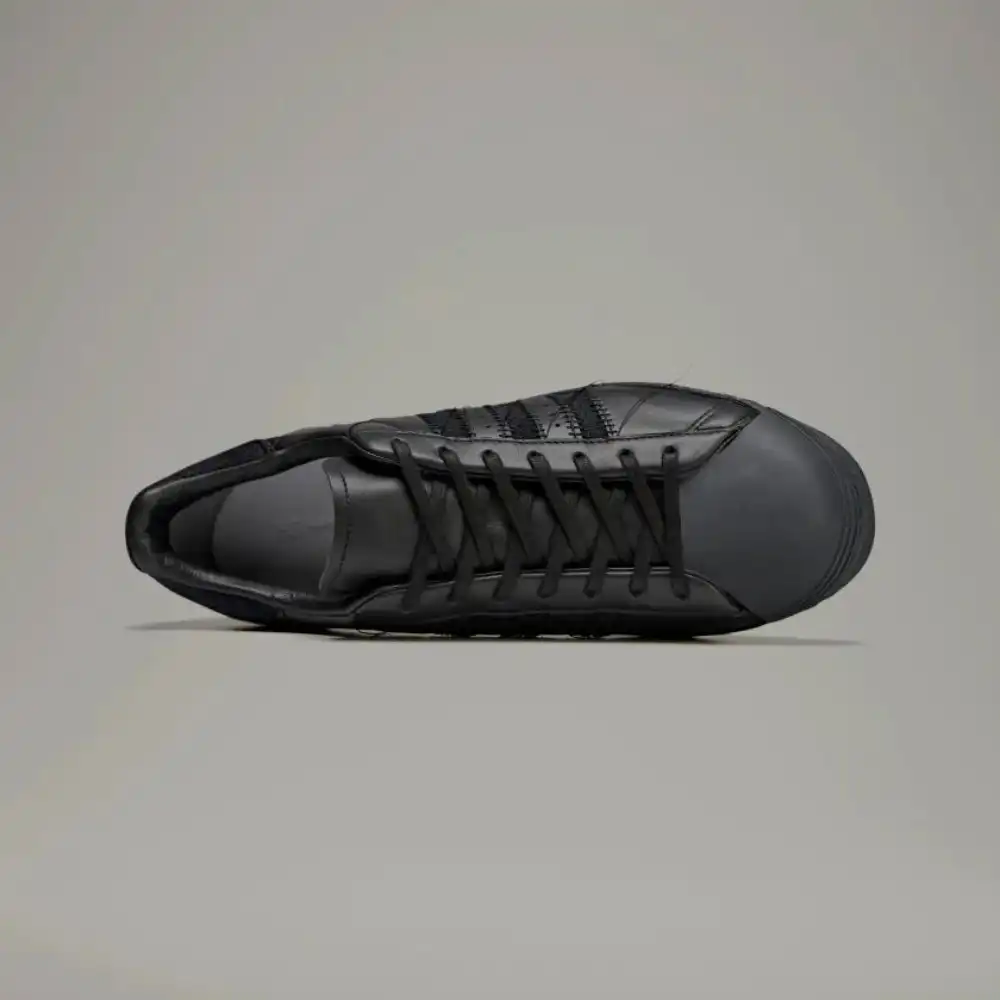 Y-3 x adidas Superstar Black foto 2