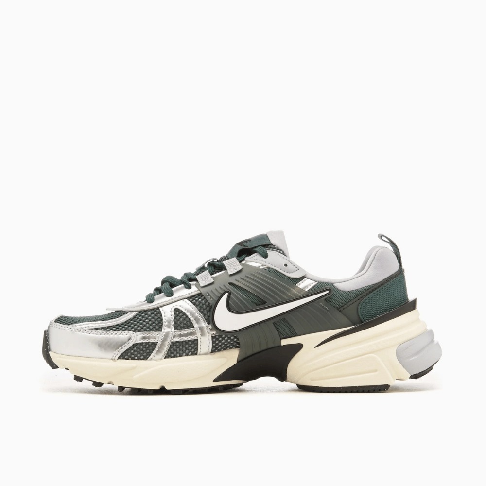 Nike V2K Run Vintage Green foto 2