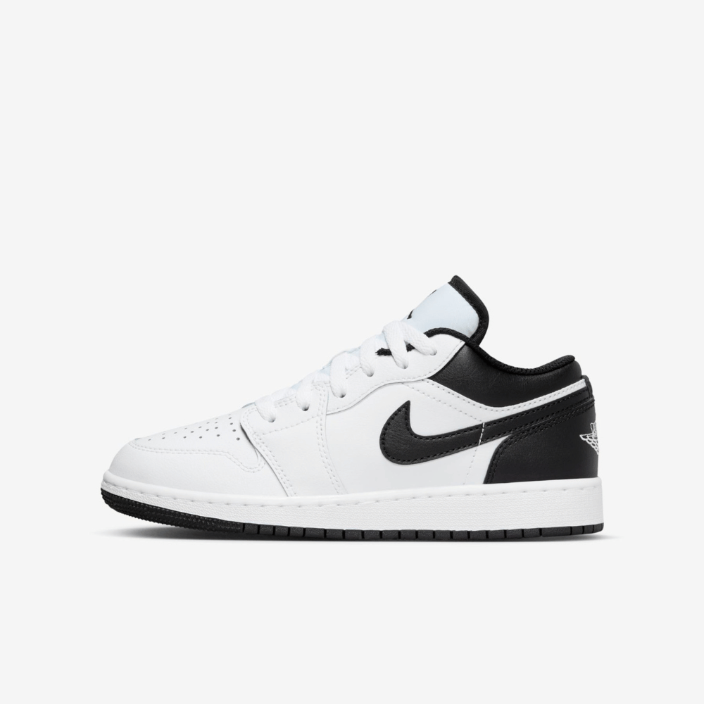 Nike air jordan store white and black