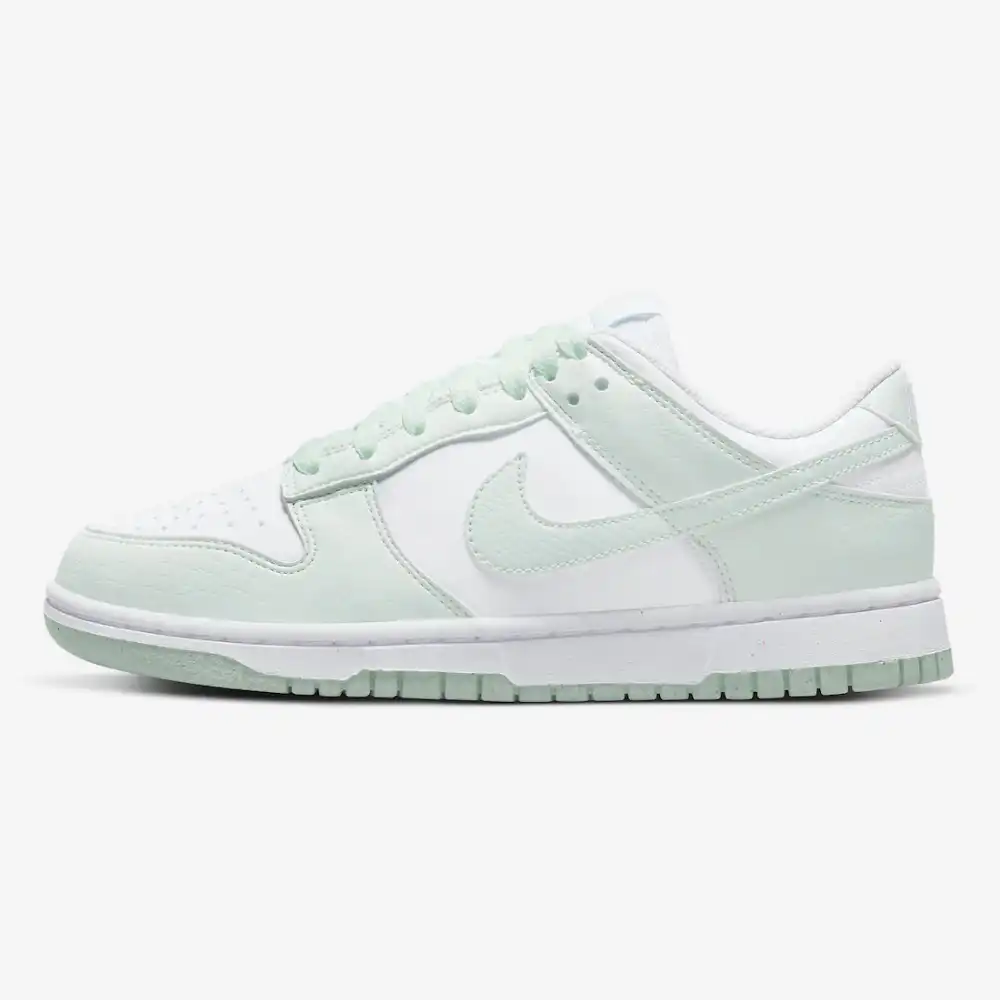 nike nature dunk low