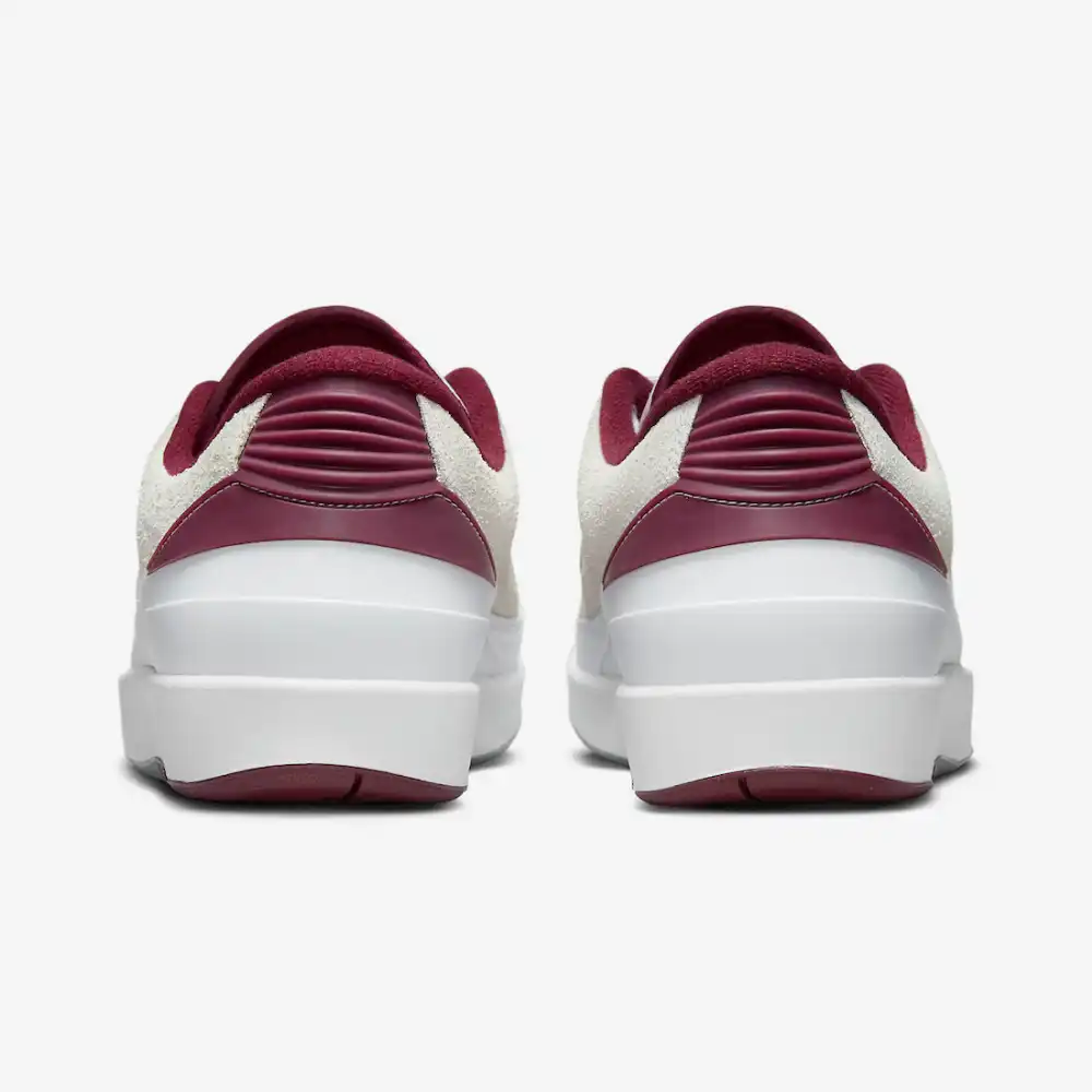 Air Jordan 2 Low Cherrywood foto 4