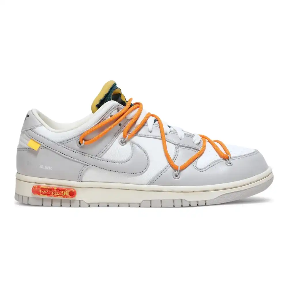 Off-White x Nike Dunk Low Lot 44 of 50