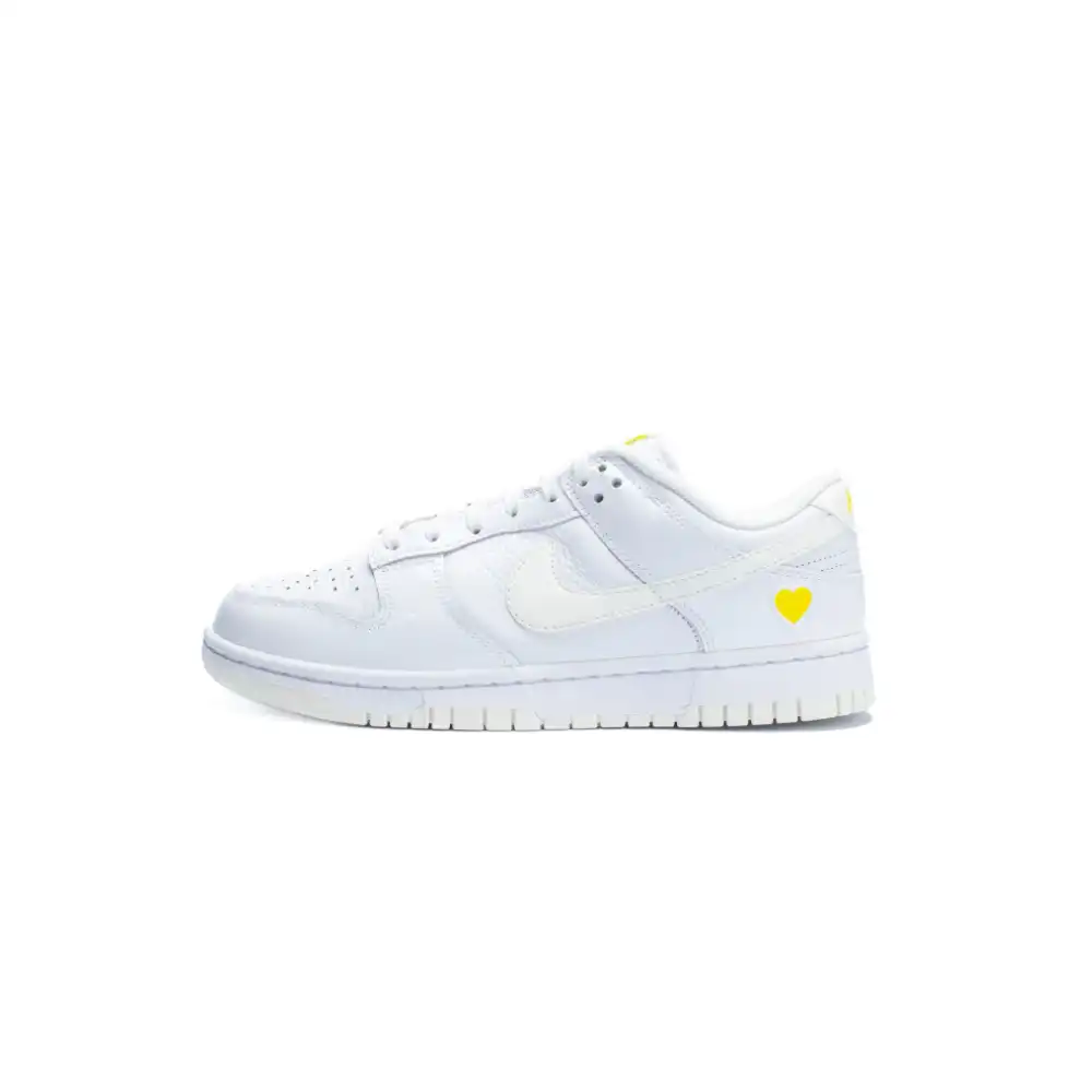 Nike Dunk Low Valentine's Day Yellow Heart - Droper