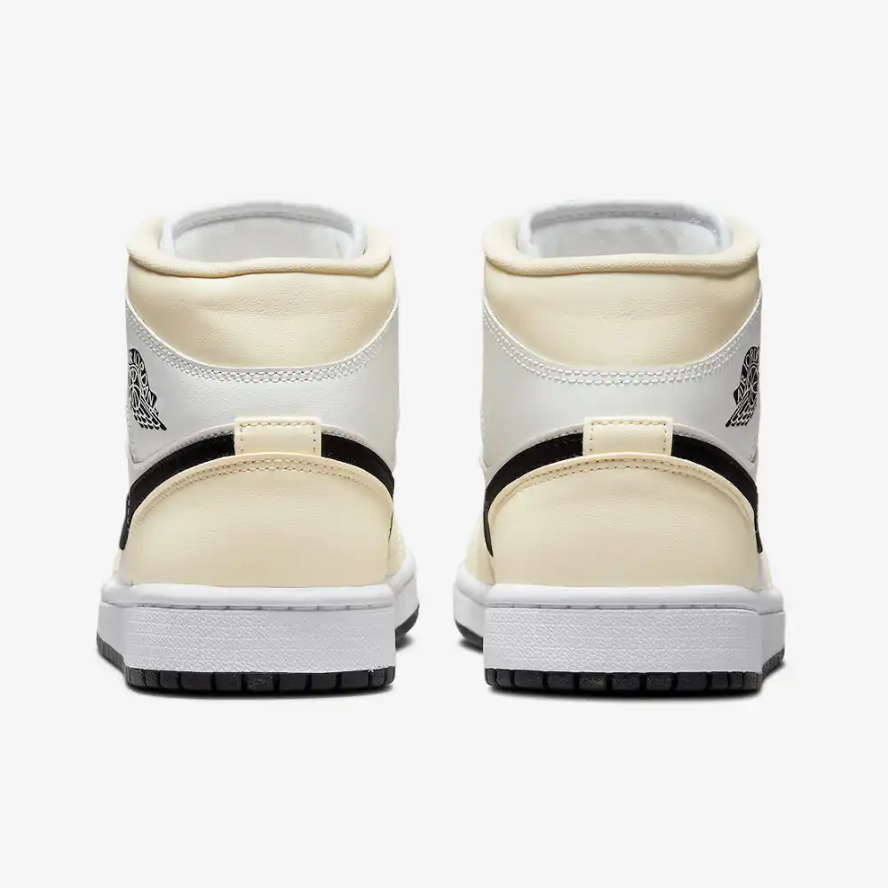 Air Jordan 1 Mid Coconut Milk foto 3