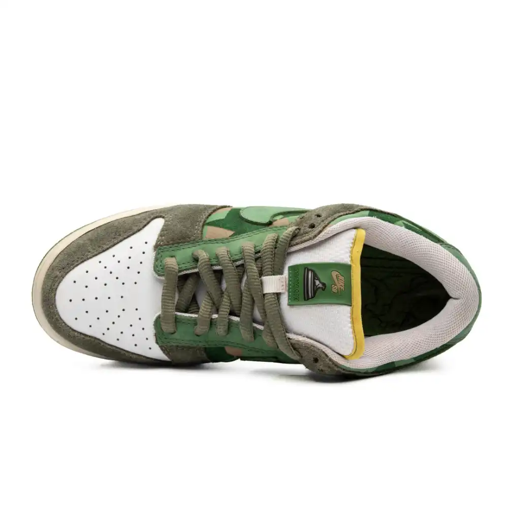 Imagem Cezar Gordo x Nike SB Dunk Low Brazil Custom Series