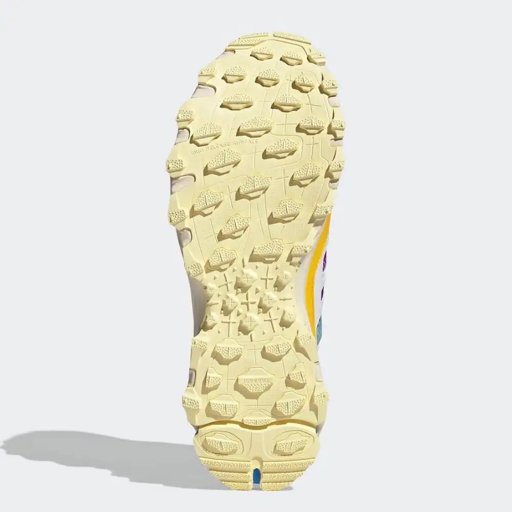 Sean Wotherspoon x Hot Wheels x adidas Superturf Adventure - Droper
