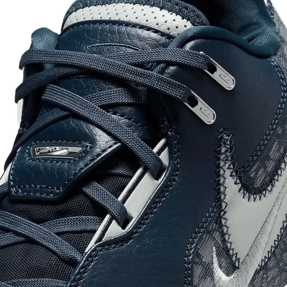 Nike LeBron NXXT Gen AMPD Georgetown foto 2