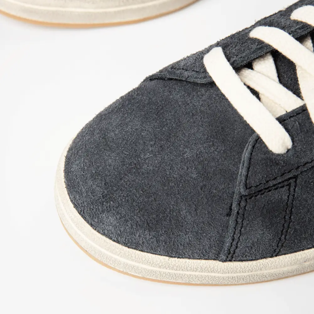 Korn x adidas Campus 2.0 Carbon foto 6