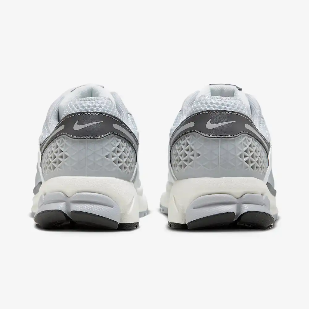 Nike Zoom Vomero 5 Wolf Grey foto 4