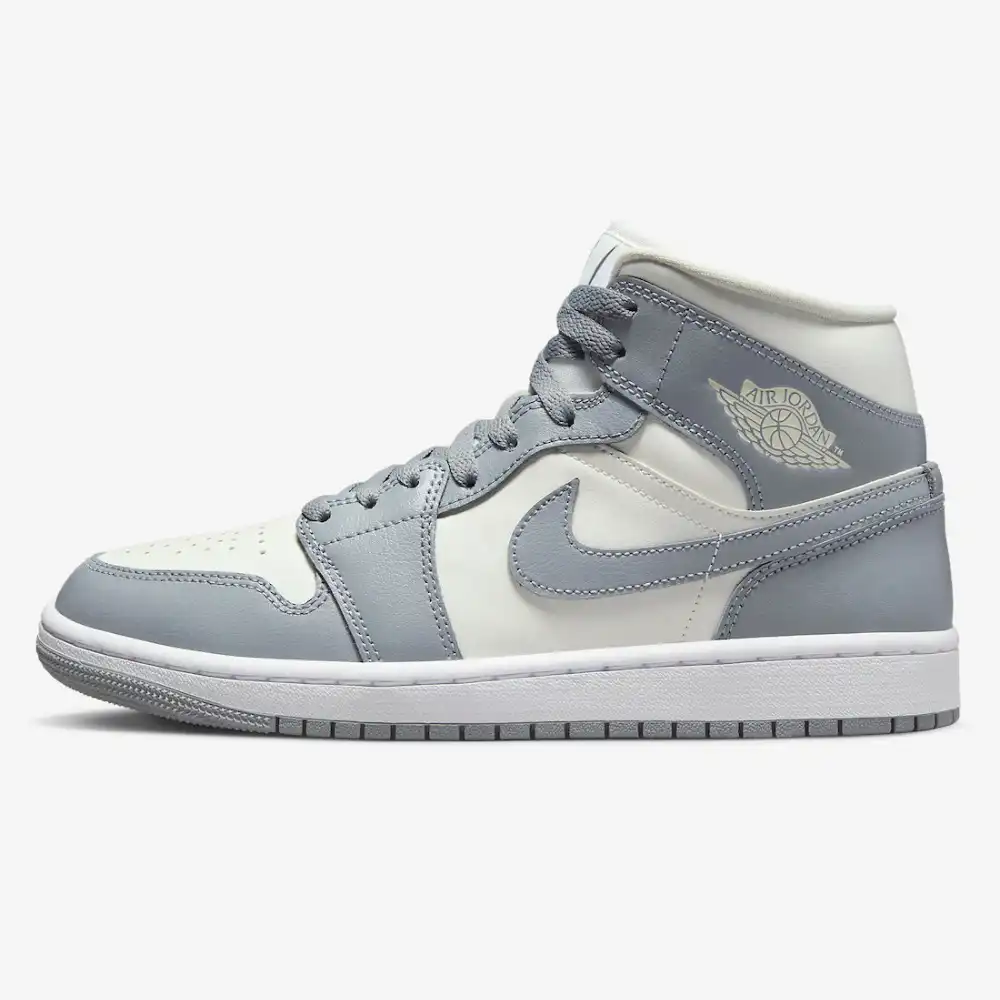 Air Jordan 1 Mid Stealth foto 1