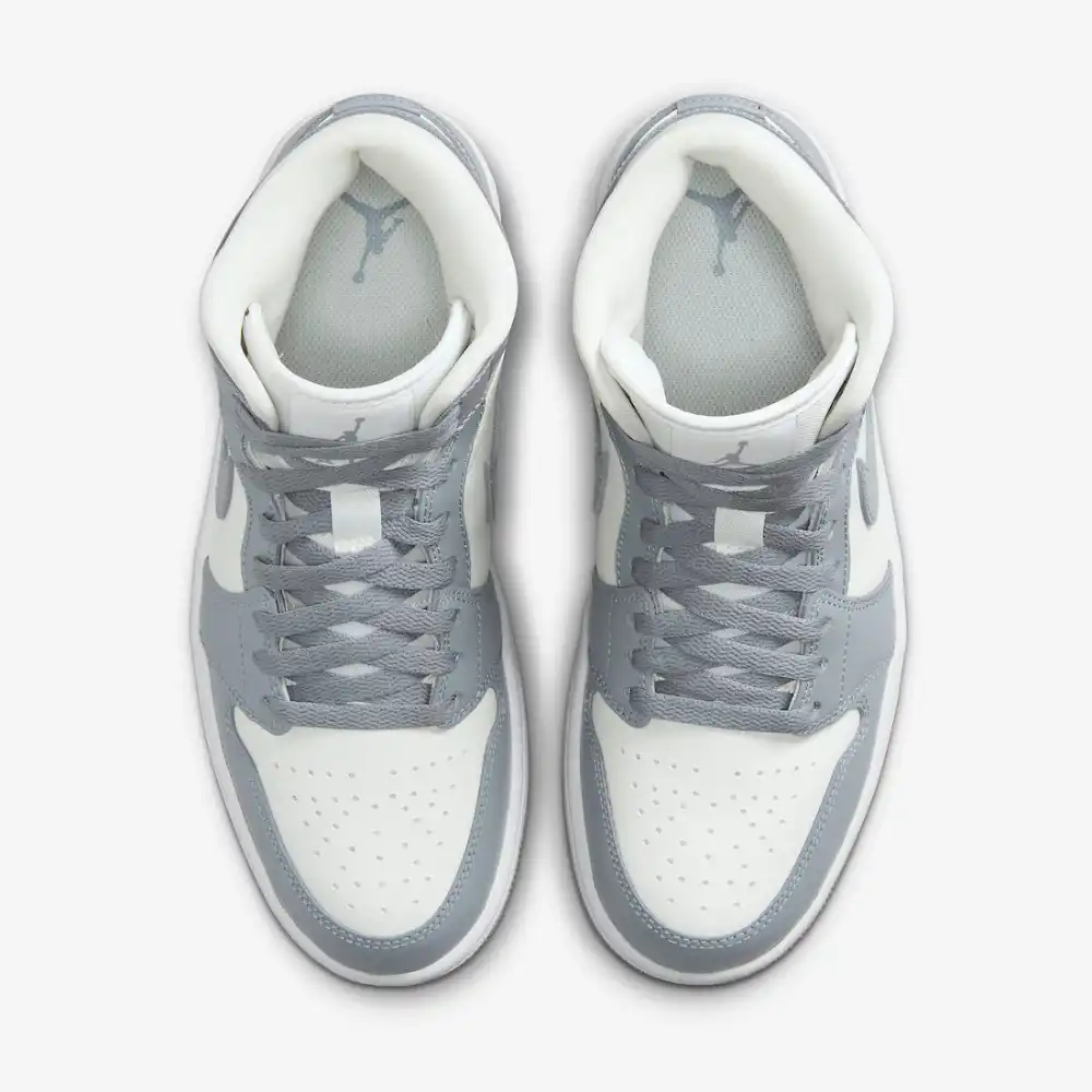 Air Jordan 1 Mid Stealth foto 2