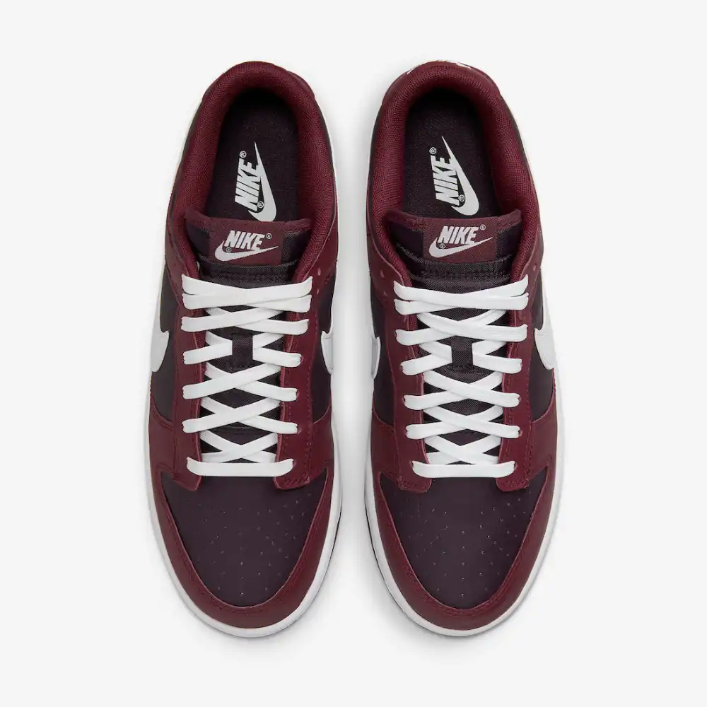 beetroot nike dunks