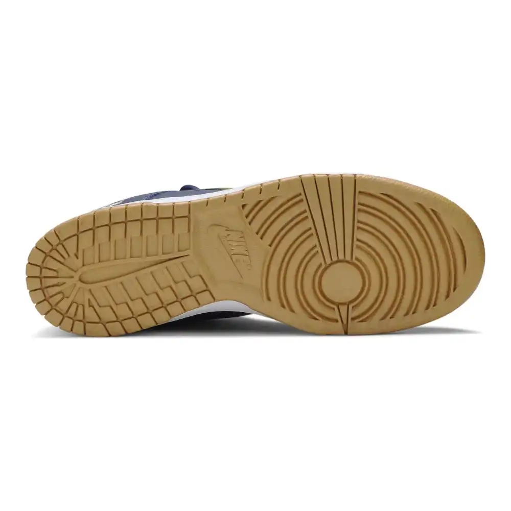 Supreme x Nike SB Dunk Low QS Metallic Gold foto 4