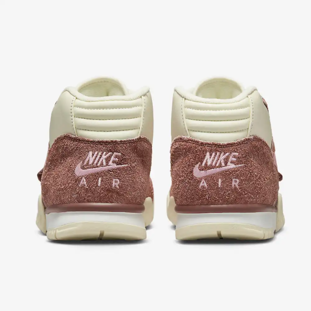 Nike Air Trainer 1 Valentine’s Day foto 4