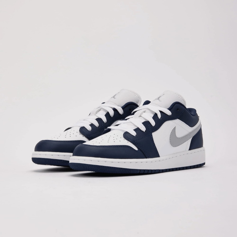 Air Jordan 1 Low GS Midnight Navy Wolf Grey - Droper