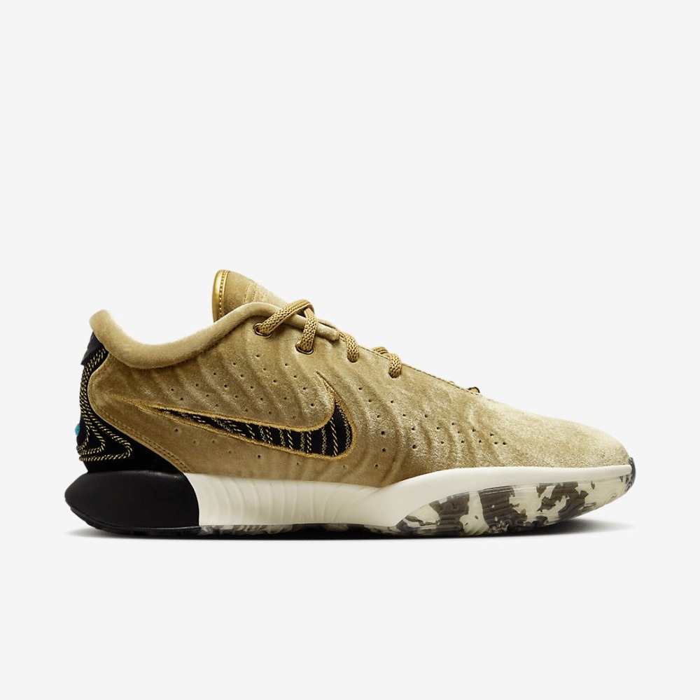 The Shop x Nike LeBron 21 Nobility foto 2