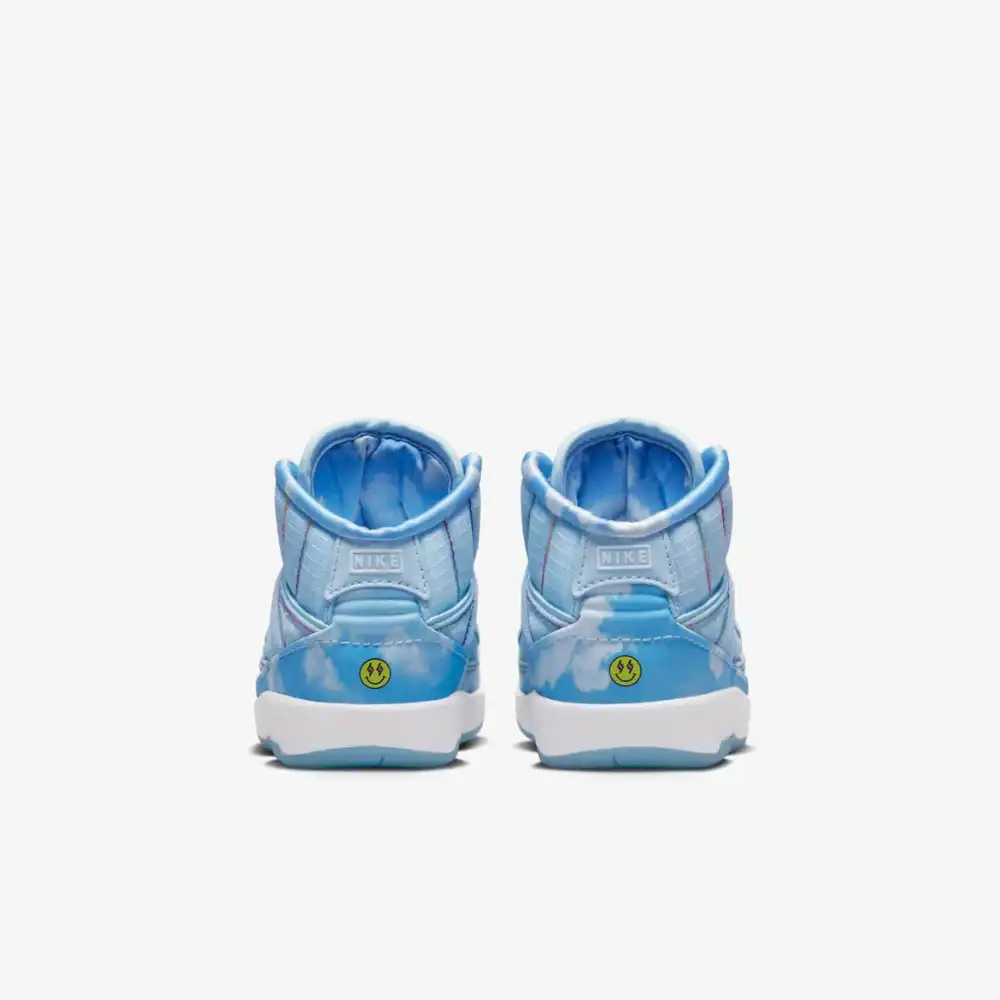J. Balvin x Air Jordan 2 PS foto 4