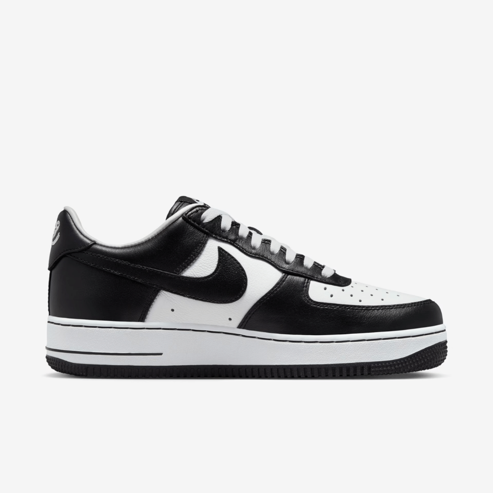 Terror Squad x Nike Air Force 1 Low Blackout foto 3