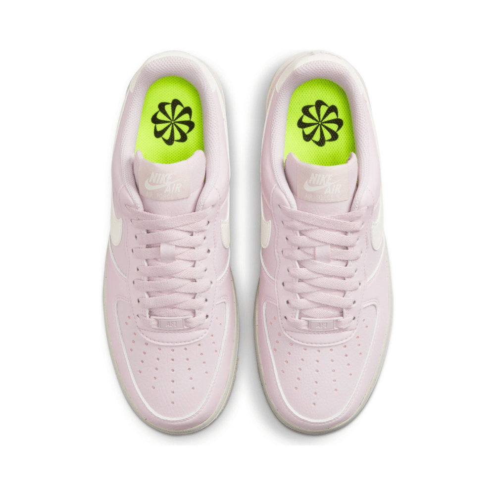 Nike Air Force 1 Low Next Nature Platinum Violet Coconut Milk foto 2