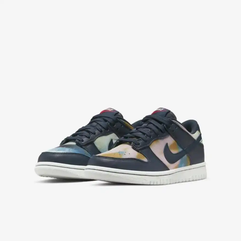 nike dunks navy blue low