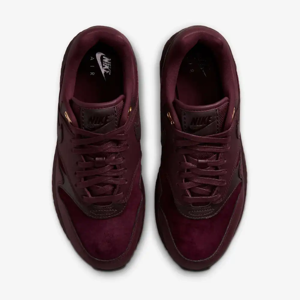 burgundy nikes