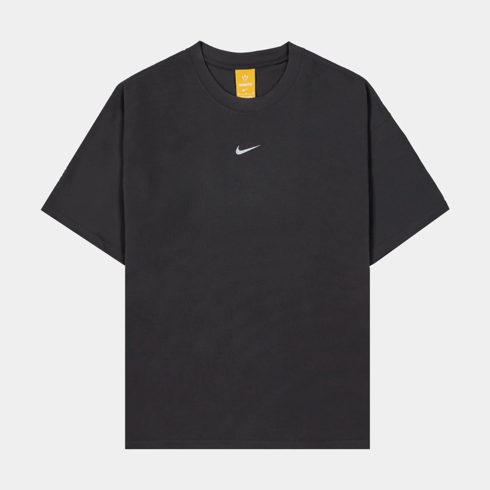 NOCTA x Nike Camiseta NRG Short Sleeve Wolf Grey - Droper