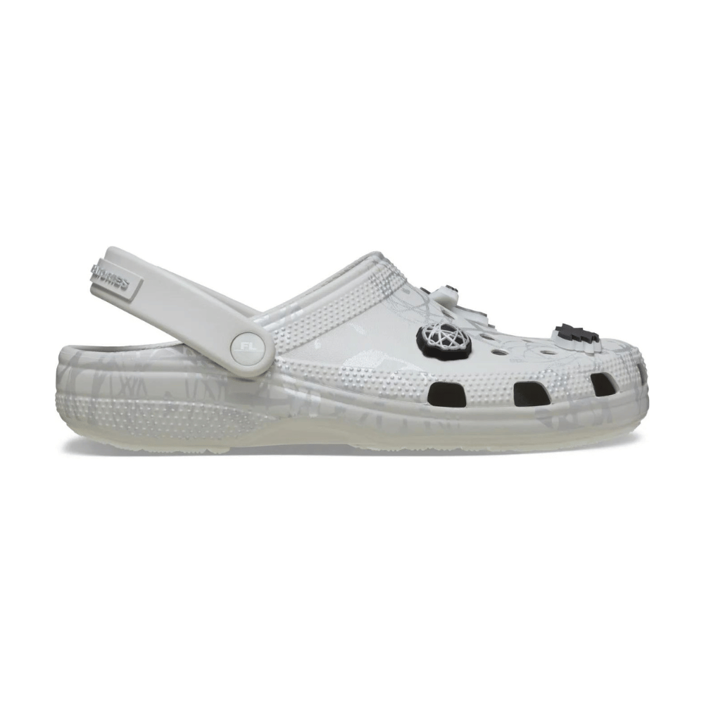 完売meer THIN RUBBER CUTSEW /WHT Futura Laboratories x Crocs Classic Clog Pearl White - Droper