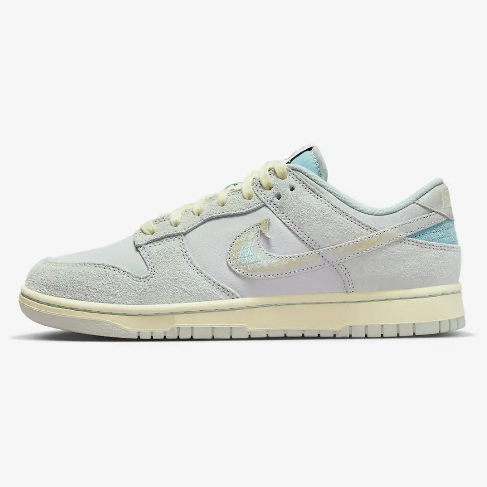 Imagem Nike Dunk Low Retro SE Light Silver and Ocean Bliss
