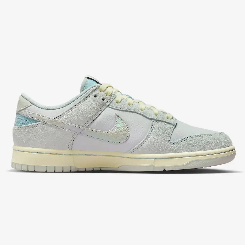 Imagem Nike Dunk Low Retro SE Light Silver and Ocean Bliss