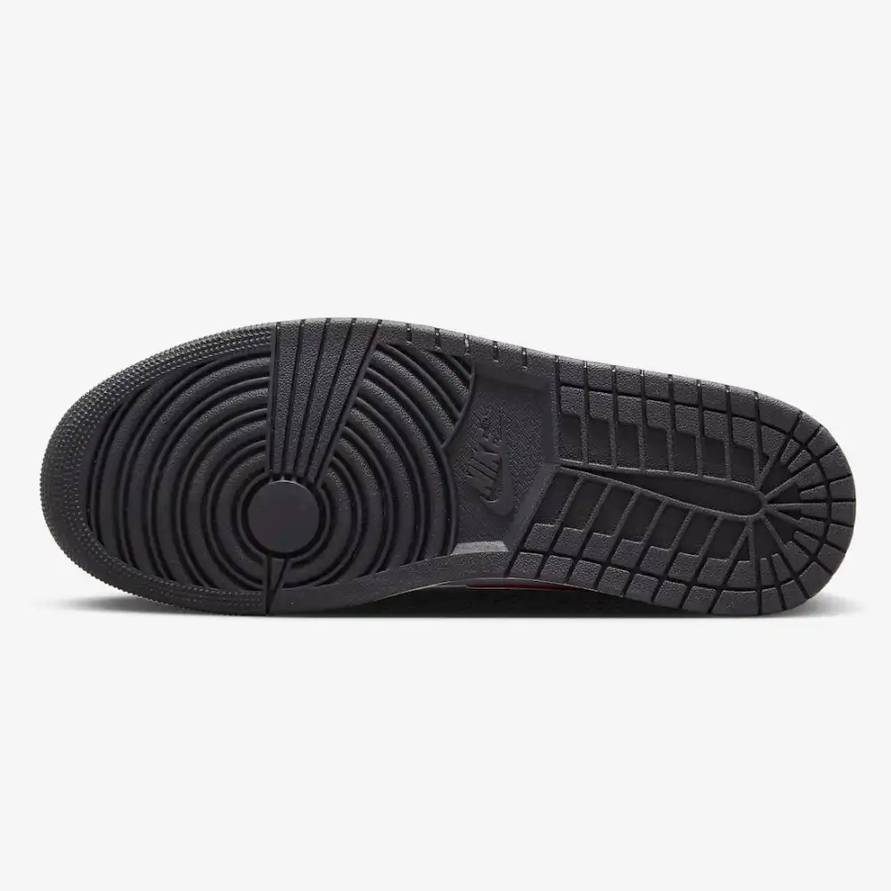 Air Jordan 1 Mid Bred Toe foto 5
