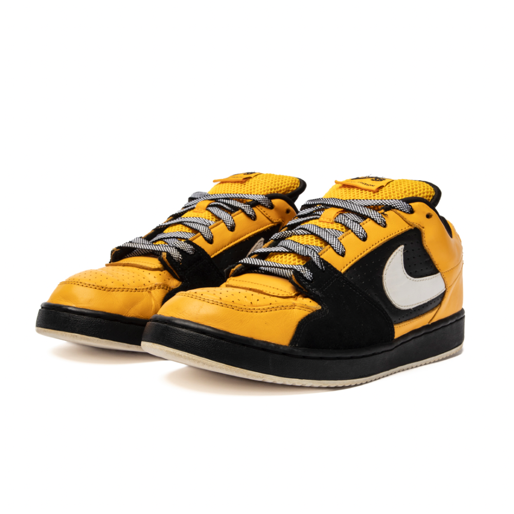 Nike sb sales taxi