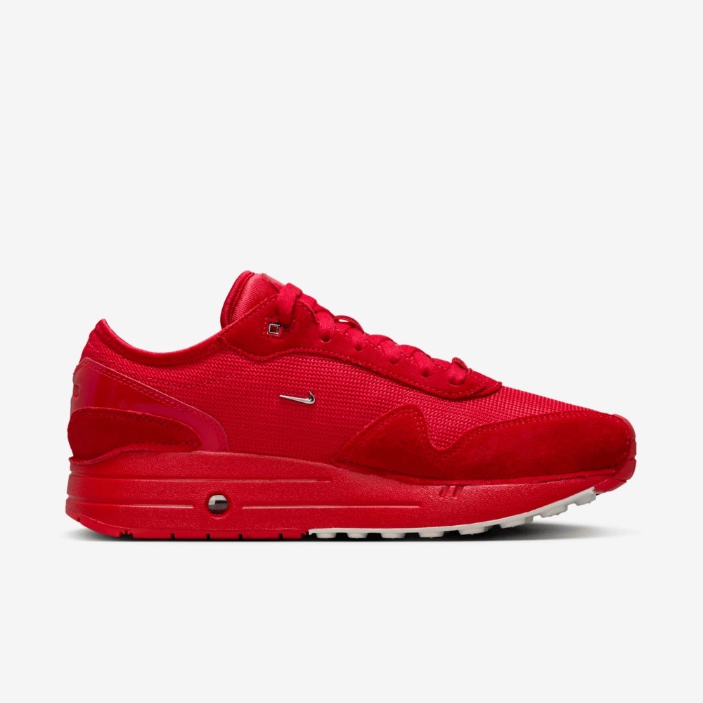 Jacquemus x Nike Air Max 1 University Red and Metallic Silver foto 3