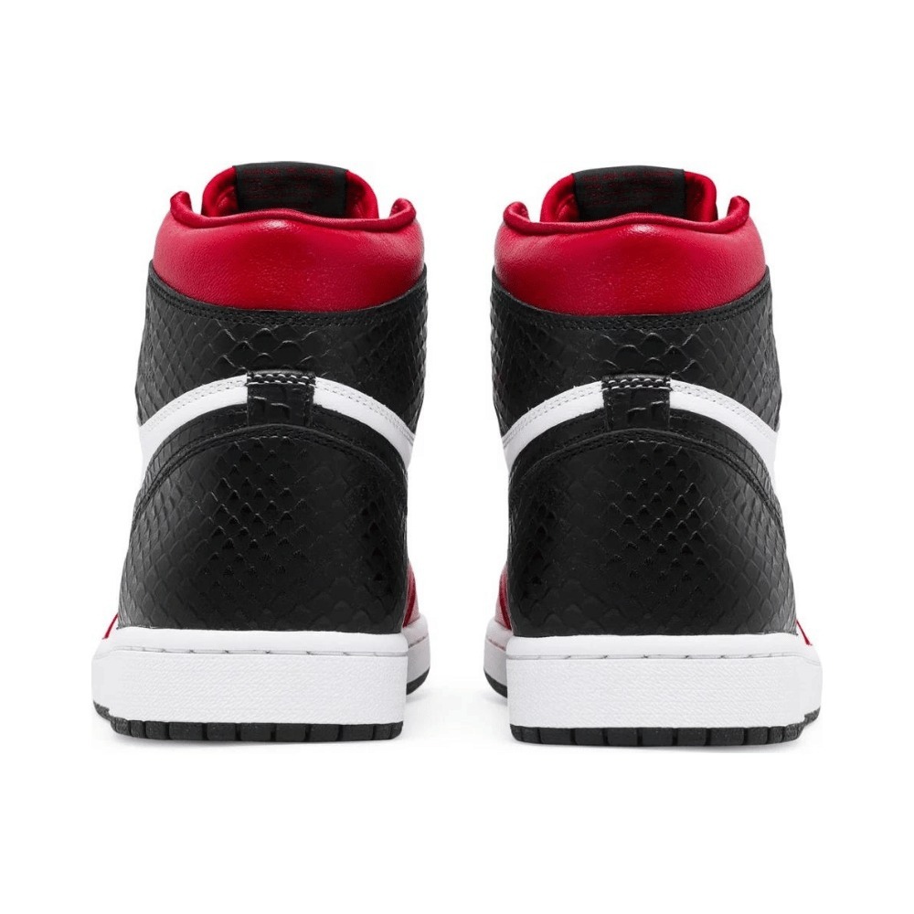 Air Jordan 1 Satin Snake Chicago foto 4