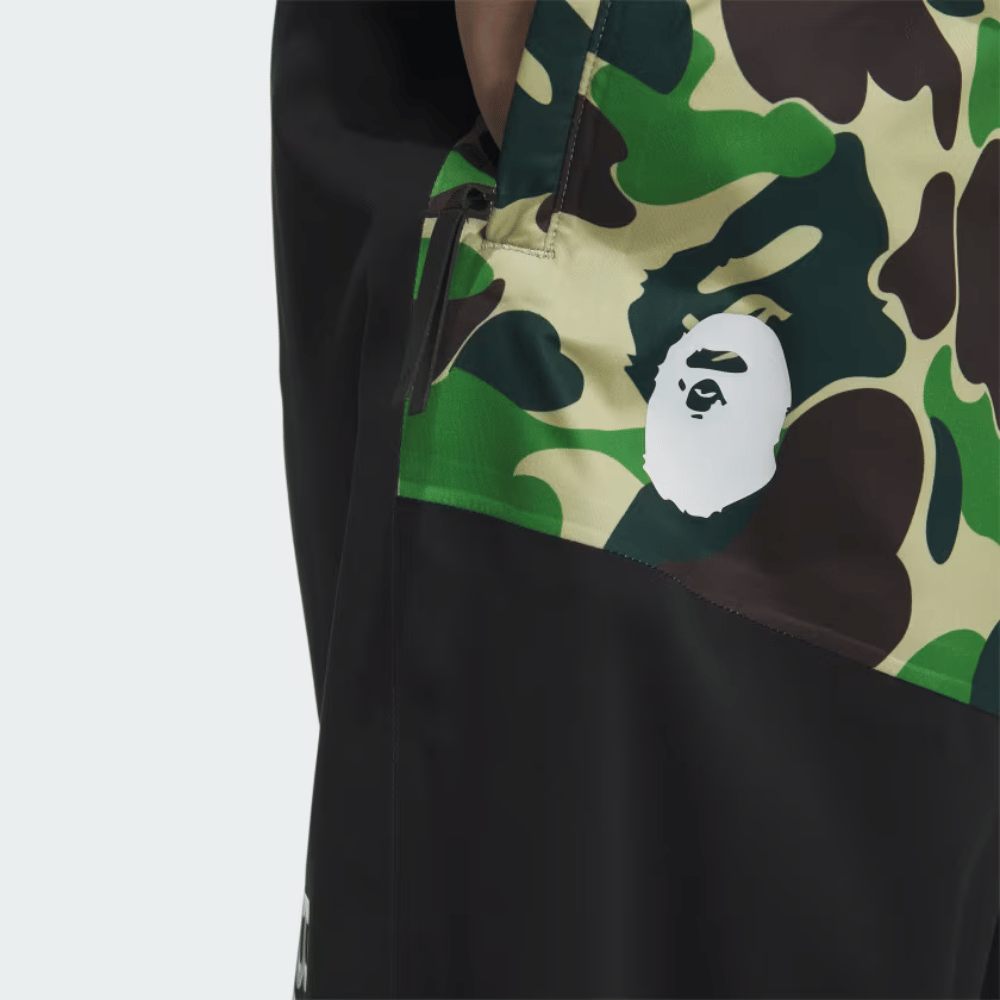 BAPE x adidas Calça Golf Wind.RDY Black foto 4