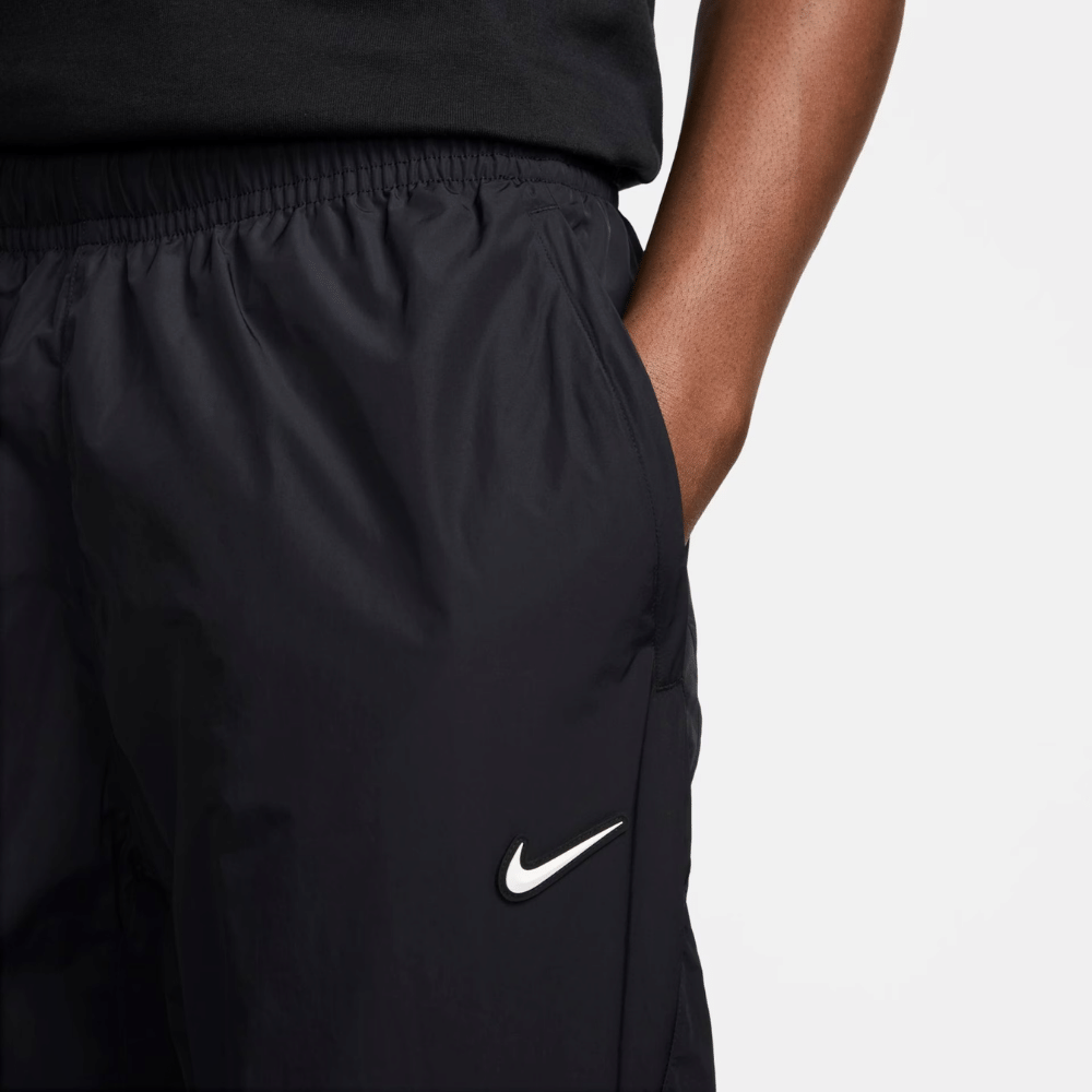 NOCTA x Nike Calça Woven Track Black foto 5