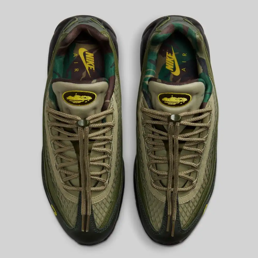 Corteiz x Nike Air Max 95 SP Gutta Green foto 2