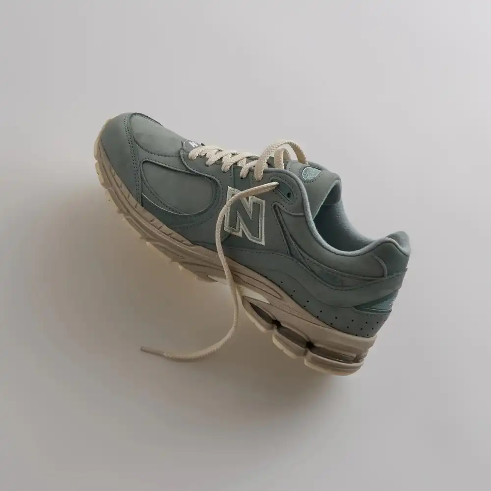 Kith x New Balance 2002R Pistachio foto 3