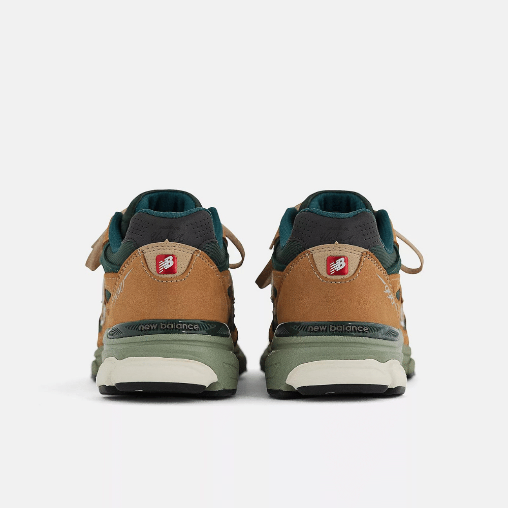 New Balance 990v3 Made in USA Tan Green foto 4