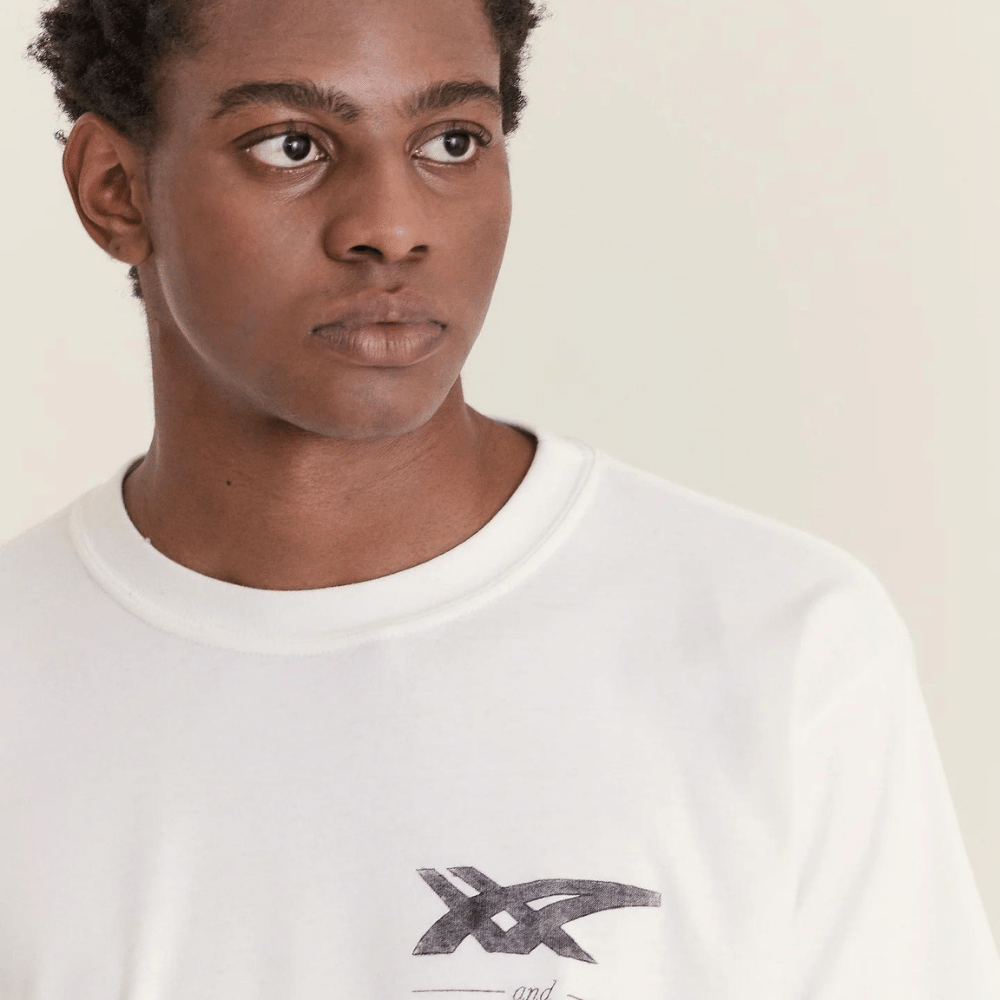 Asics x Carnan Camiseta Roots Heavy Off - Droper