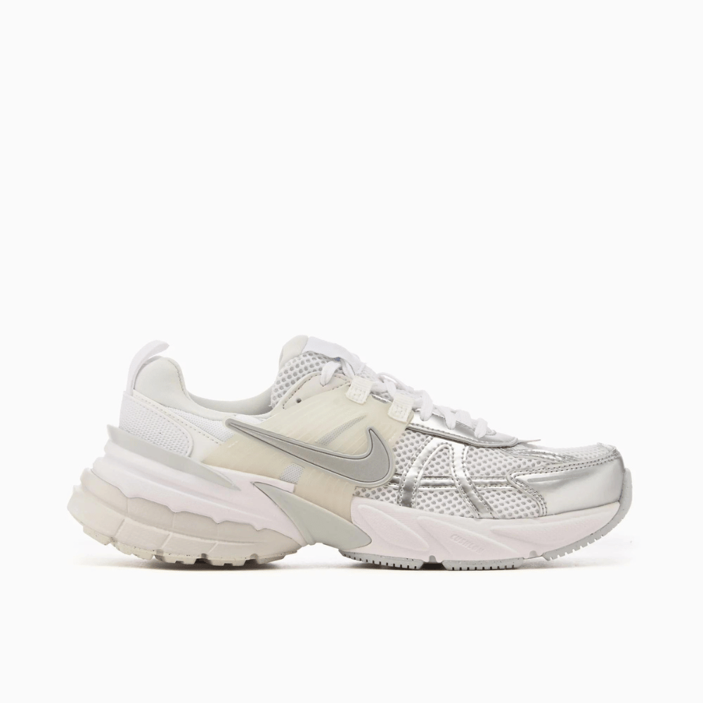 Nike V2K Run White Platinum Tint foto 1