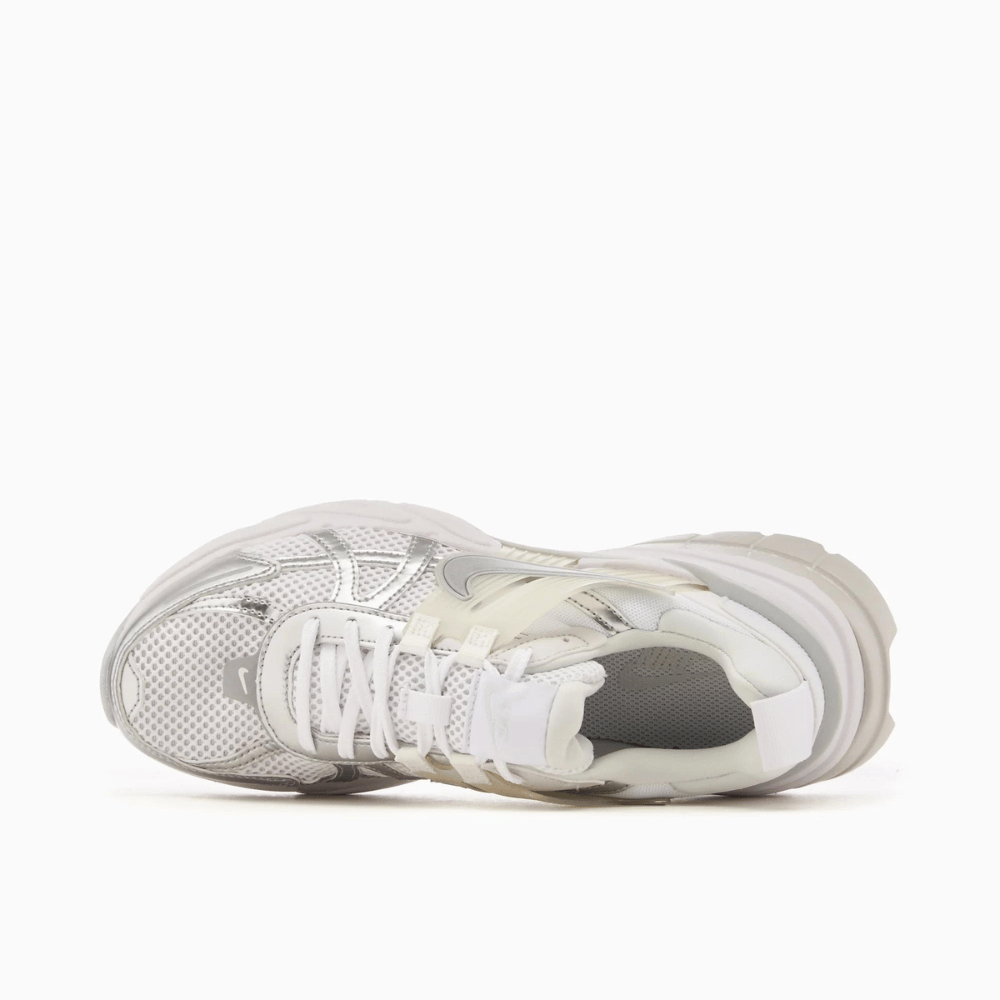 Nike V2K Run White Platinum Tint foto 2