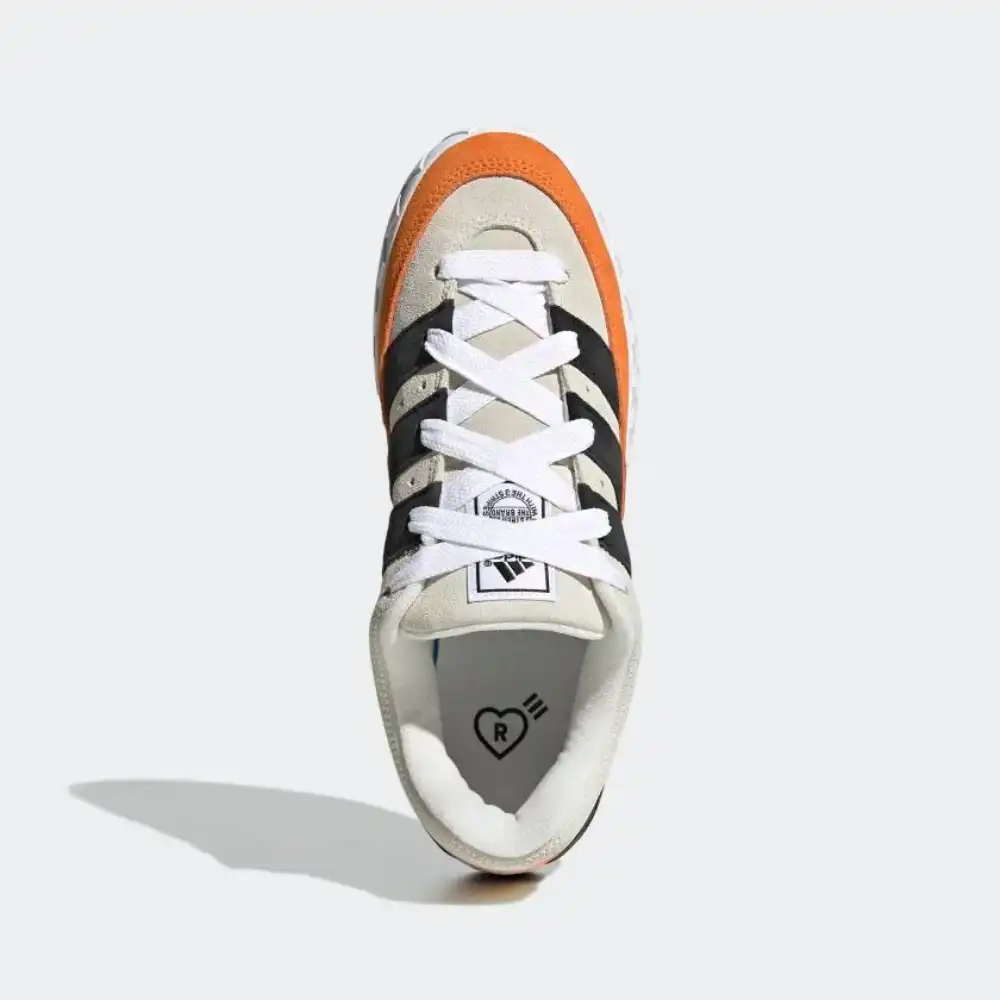Human Made x adidas Adimatic Off White foto 2