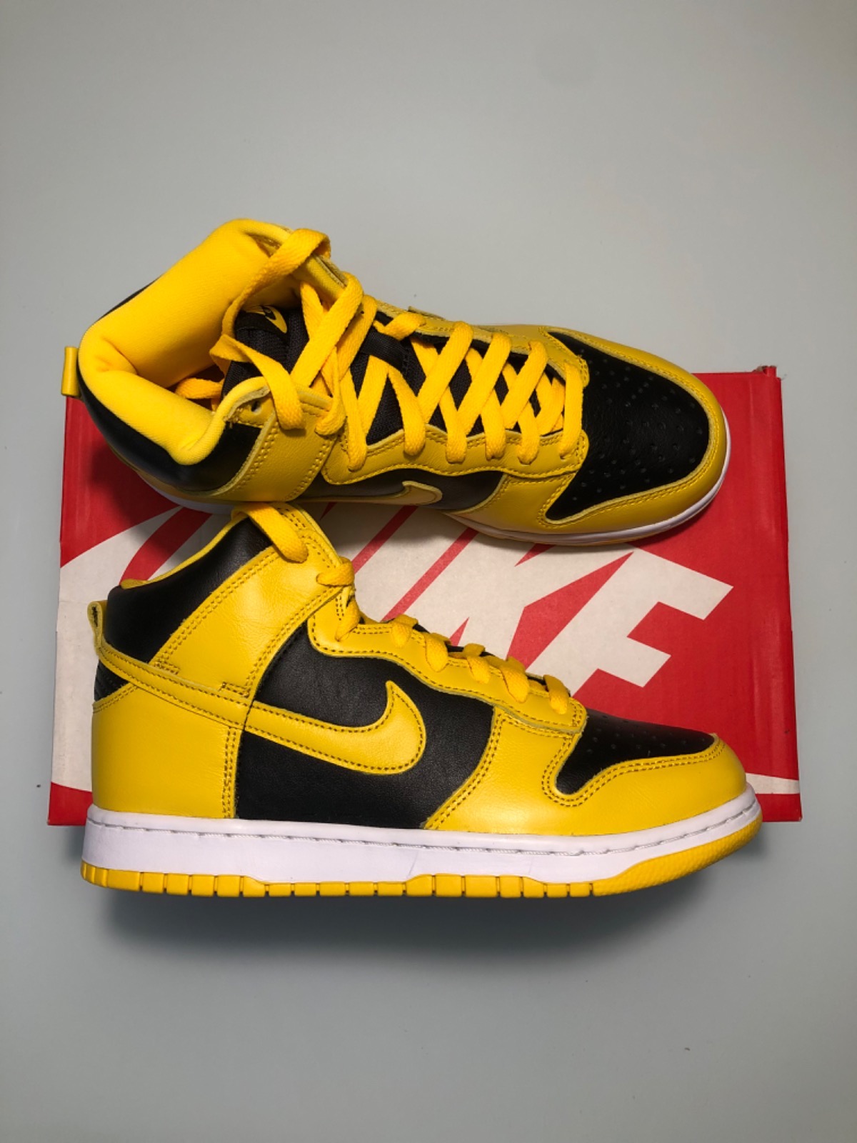 nike varsity maize dunk high