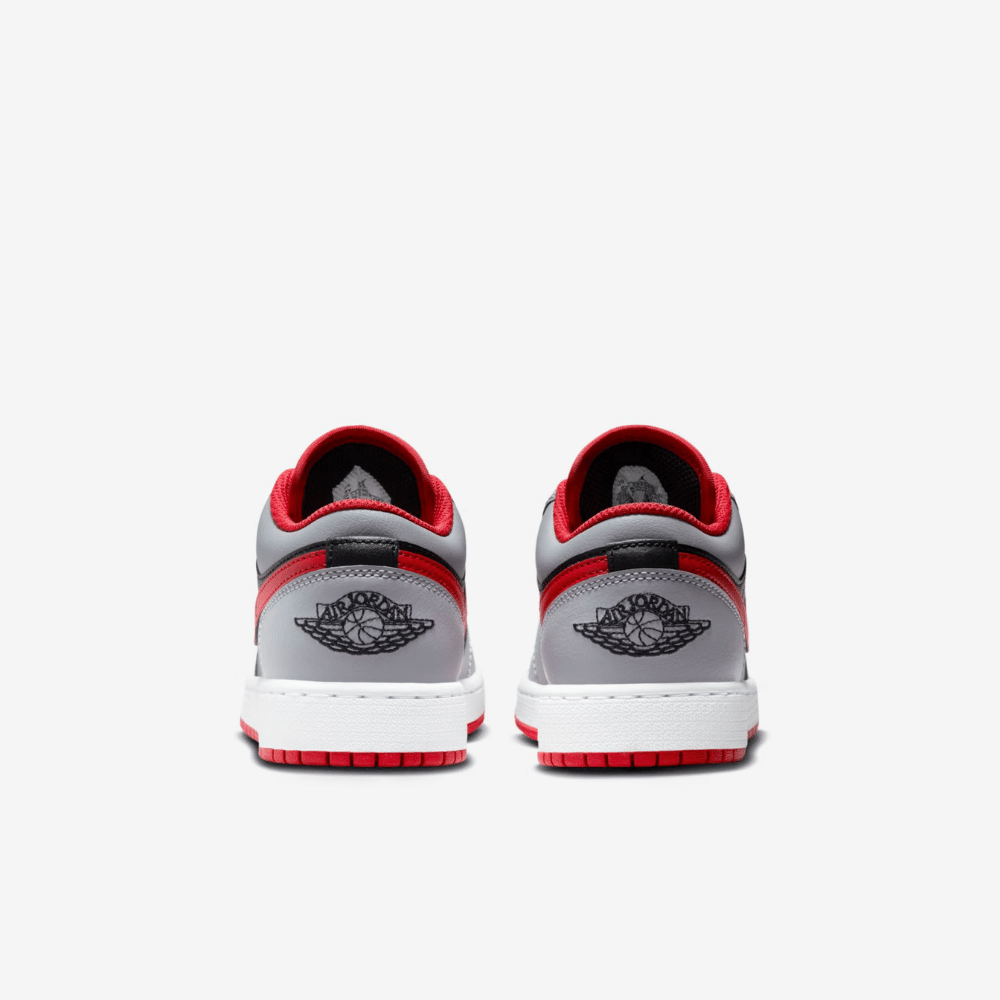 Air Jordan 1 Low GS Black Cement Grey Fire Red foto 4