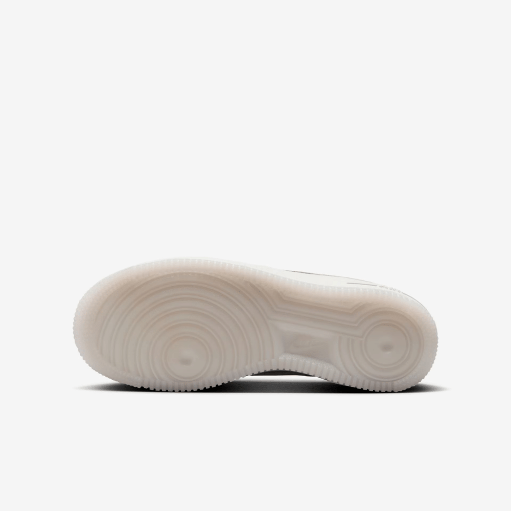 Nike Air Force 1 Low GS Light Bone foto 5