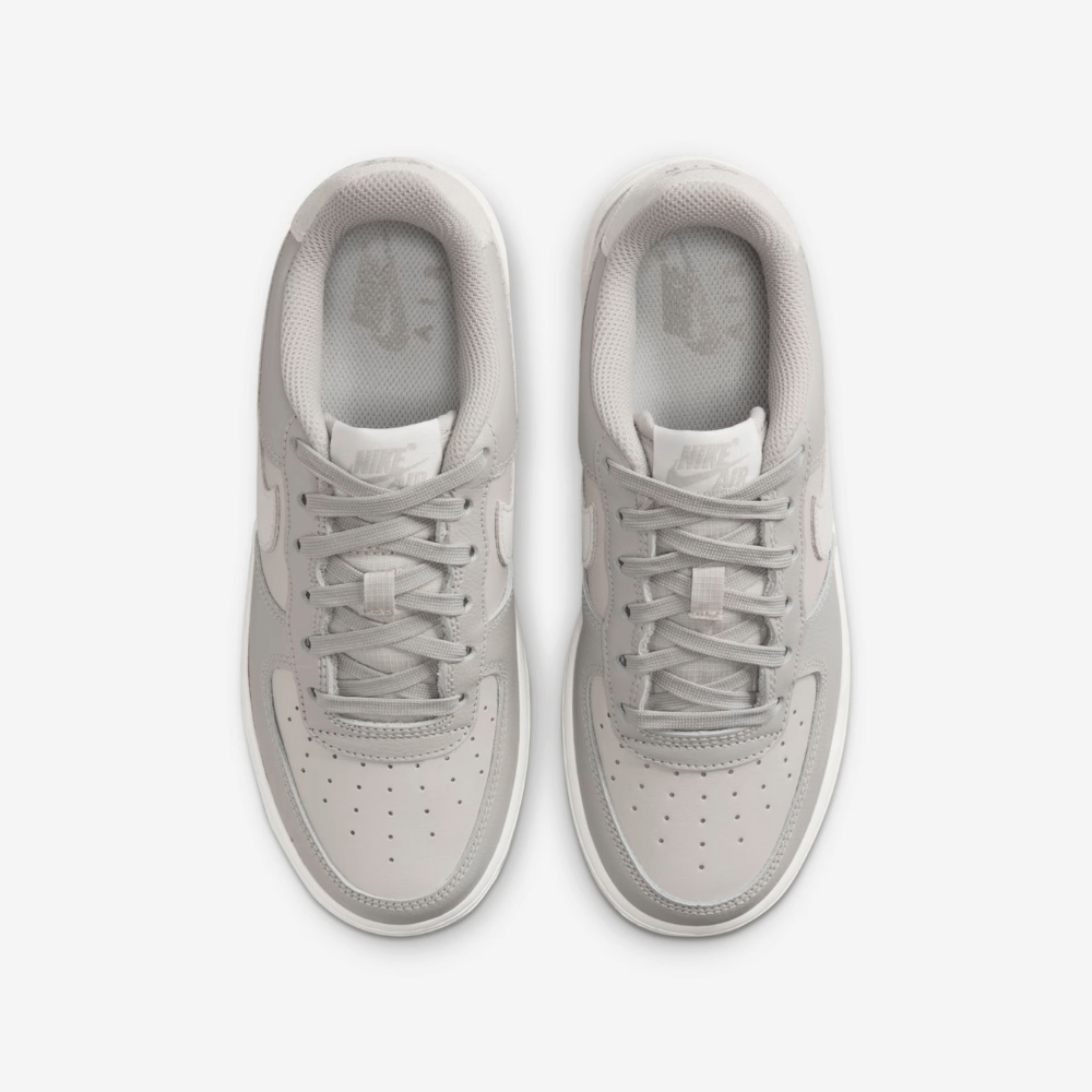 Nike Air Force 1 Low GS Light Bone foto 2