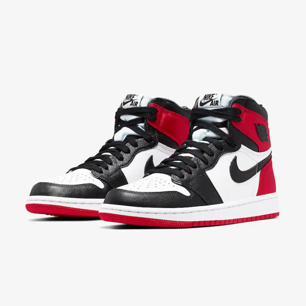 Jordan 1 satin black toe best sale on feet