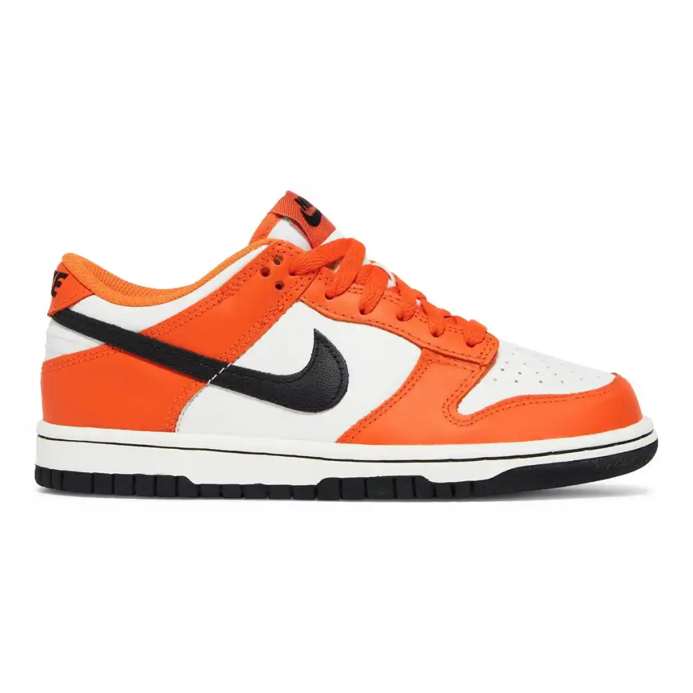 Nike sb store dunk halloween