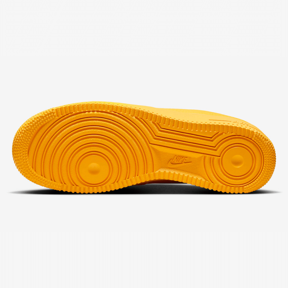 Nike Air Force 1 Low Waterproof University Gold foto 5